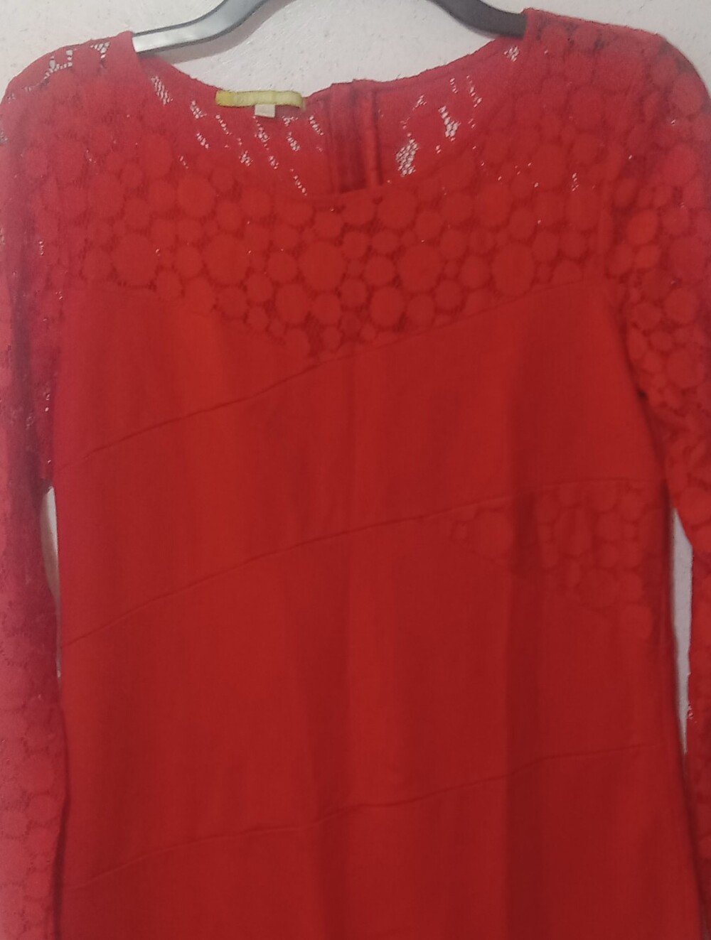 Gianni Bini Red Lace Yoke Long-Sleeve Tunic